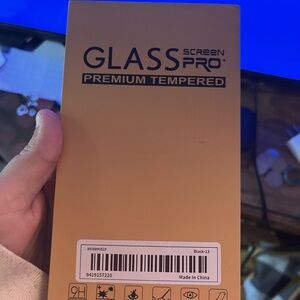 2 tinted screen protectors for iphone 13